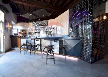 Cucina - Bar Tavola Calda - Fredda corso Marconi
 
73, Arona - foto 9