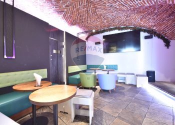 Sala da pranzo - Bar Tavola Calda - Fredda corso Marconi
 
73, Arona - foto 19