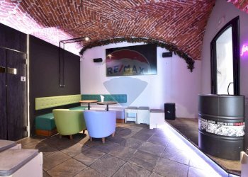 Sala da pranzo - Bar Tavola Calda - Fredda corso Marconi
 
73, Arona - foto 21