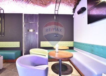 Sala da pranzo - Bar Tavola Calda - Fredda corso Marconi
 
73, Arona - foto 23