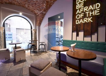 Soggiorno - Bar Tavola Calda - Fredda corso Marconi
 
73, Arona - foto 26