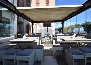 Terrazza - Bar Tavola Calda - Fredda corso Marconi
 
73, Arona - foto 31