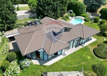 Casa all\'aperto - Villa Via Enrico fermi
 
18, Sumirago - foto 3