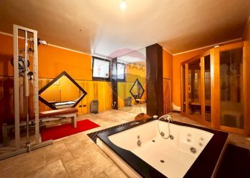 Ricezione / Lobby - Villa Via Enrico fermi
 
18, Sumirago - foto 51