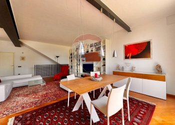 Sala da pranzo - Villa Via Enrico fermi
 
18, Sumirago - foto 16