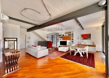 Sala da pranzo - Villa Via Enrico fermi
 
18, Sumirago - foto 22