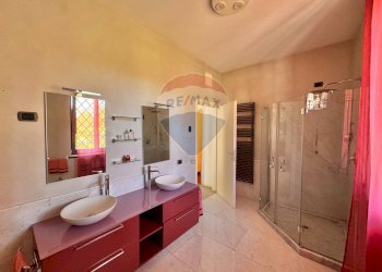 Bagno - Villa Via Enrico fermi
 
18, Sumirago - foto 63