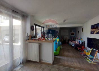 Soggiorno - Villa Via Enrico fermi
 
18, Sumirago - foto 97