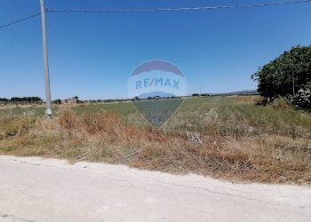 Vista delle montagne - Terreno agricolo strada provinciale 7 Comiso-Chiaramonte Gulfi km 5 Contrada Margitello cifali, Chiaramonte Gulfi - foto 3
