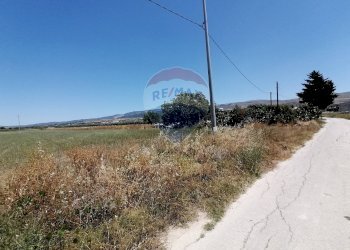 Vista delle montagne - Terreno agricolo strada provinciale 7 Comiso-Chiaramonte Gulfi km 5 Contrada Margitello cifali, Chiaramonte Gulfi - foto 8