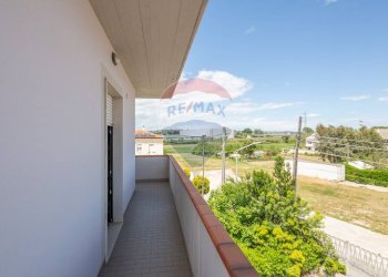Balcone - Stabile - Palazzo via Pitagora
 
17, San Giovanni Teatino - foto 25