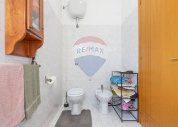 Bagno - Stabile - Palazzo via Pitagora
 
17, San Giovanni Teatino - foto 35