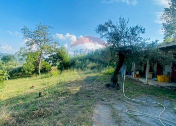 Giardino - Rustico Via Colli
 
127, Fara Filiorum Petri - foto 10