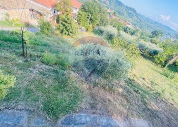 Vista delle montagne - Rustico Via Colli
 
127, Fara Filiorum Petri - foto 17