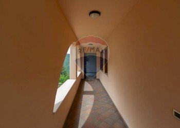 Hall / corridoio - Villa Gissi - foto 5