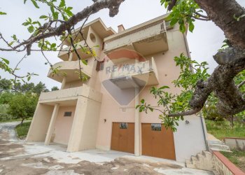 Edificio all\'aperto - Villa Gissi - foto 42