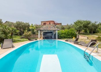 Piscina - Villa Via Colle Di Paolo II, San Martino sulla Marrucina - foto 7