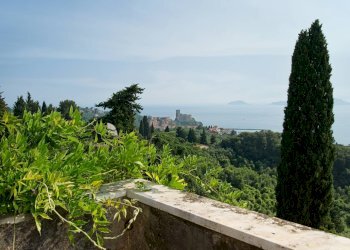 Foto 20 - Villa Località Barcola
 
7, Lerici - foto 20