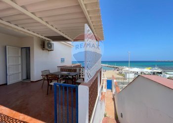 Terrazza - Three-room apartment Via Ciucca
 
16, Cinisi - photo 1