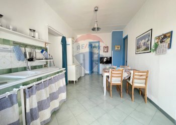 Sala da pranzo - Three-room apartment Via Ciucca
 
16, Cinisi - photo 5