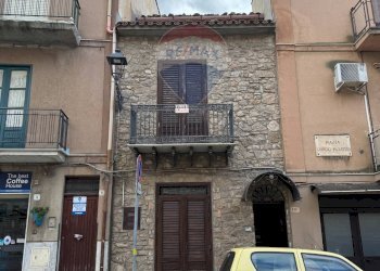 Edificio all\'aperto - Independent house Via Cartagine
 
8-10, Caccamo - photo 1