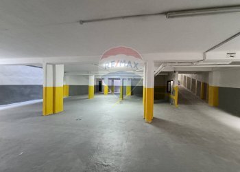 Parcheggio - Box Via Trento
 
28, Bari - foto 8