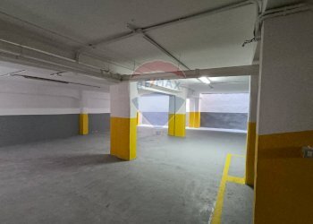 Parcheggio - Box Via Trento
 
28, Bari - foto 12