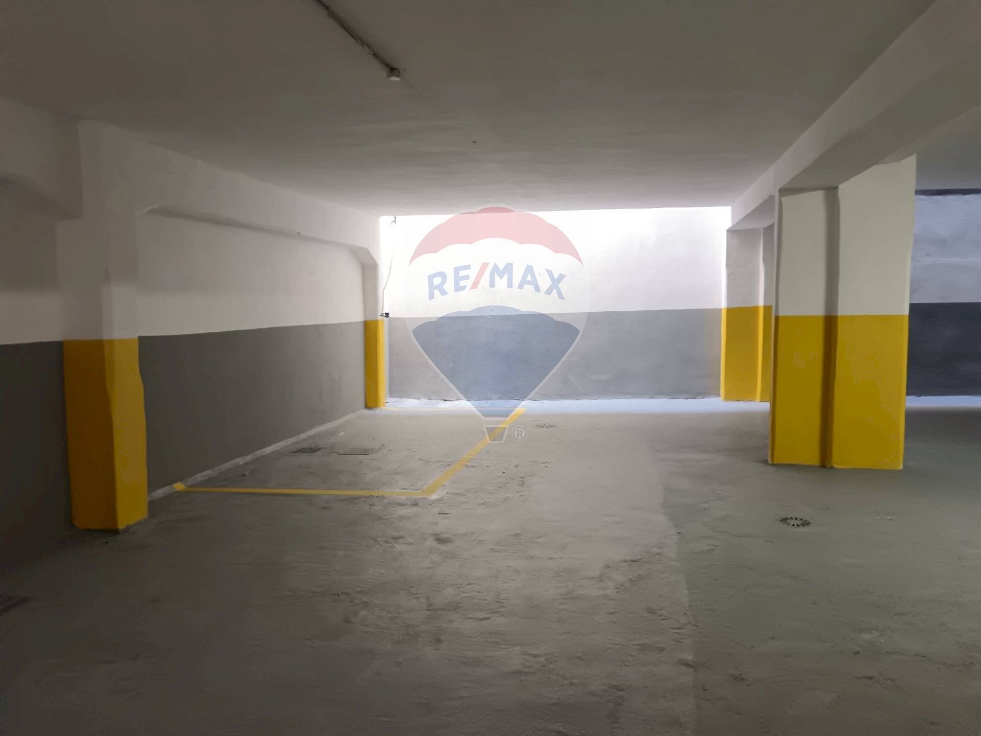 Parcheggio - Box Via Trento
 
28, Bari - photo 1