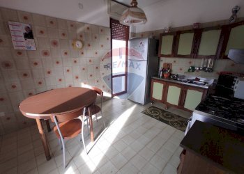 Cucina - Casa indipendente Torrevecchia Teatina - foto 8