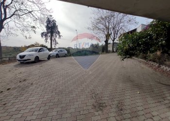 Edificio all\'aperto - Casa indipendente Torrevecchia Teatina - foto 2