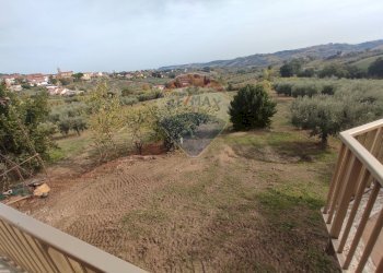 Vista delle montagne - Casa indipendente Torrevecchia Teatina - foto 24