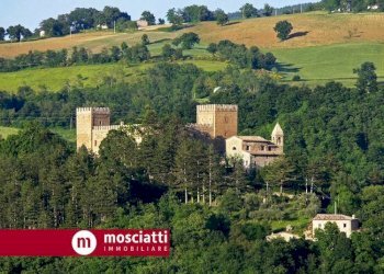 Foto 3 - Agriturismo Località Rocca D'Ajello
 
9, Camerino - foto 3