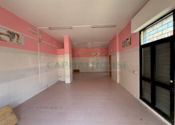 Foto 5 - Locale Commerciale viale europa, Siano - foto 5