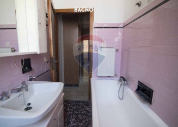 BAGNO CON VASCA - Casa indipendente VIA LUDOVICO ARIOSTO
 
5 - 7, Roccastrada - foto 28