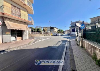 Foto 4 - Locale Commerciale via gugliemo marconi
 
37, Sant'Antimo - foto 4