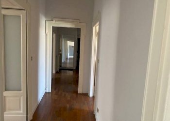 Corridoio - Quadrilocale via Spartaco, 10, Milano - foto 11