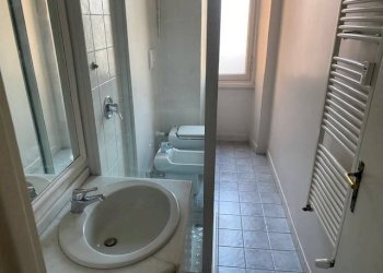 Bagno - Quadrilocale via Spartaco, 10, Milano - foto 12