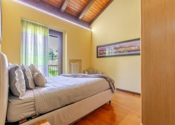 Camera da letto - Villa via Francesco Inzoli, 9, Tradate - foto 22