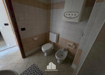Bagno - Appartamento via Giovanni Antonio Molineri, 12, Bra - foto 15