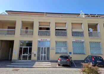 Facciata - Quadrilocale piazza Francesco Donato, 4, Saluggia - foto 1