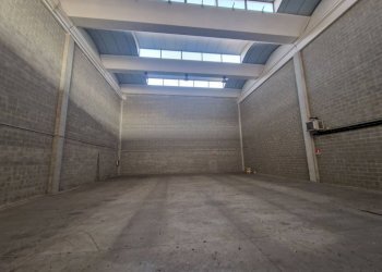 Magazzino - Capannone via Isaac Newton, 12, Pero - foto 10