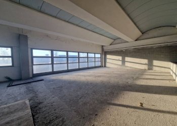 Magazzino - Capannone via Isaac Newton, 12, Pero - foto 15