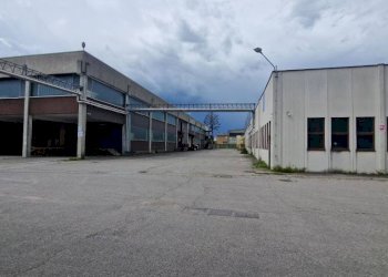 Magazzino - Capannone via John Fitzgerald Kennedy, Cerro Maggiore - foto 4