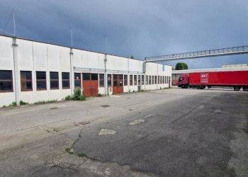 Magazzino - Capannone via John Fitzgerald Kennedy, Cerro Maggiore - foto 5