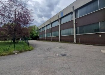 Facciata - Capannone via John Fitzgerald Kennedy, Cerro Maggiore - foto 30