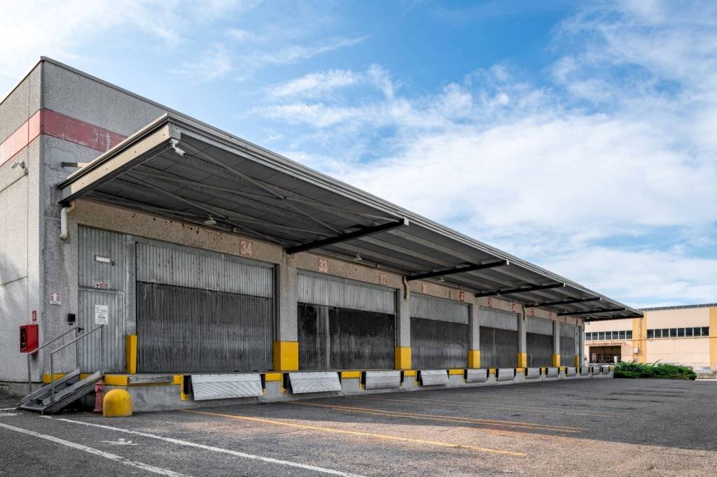 Magazzino - Capannone via Isonzo, Olgiate Olona - foto 2