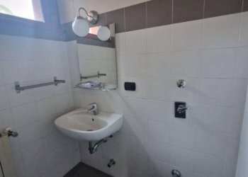 Bagno - Ufficio via Achille Grandi, 46, Rho - foto 13