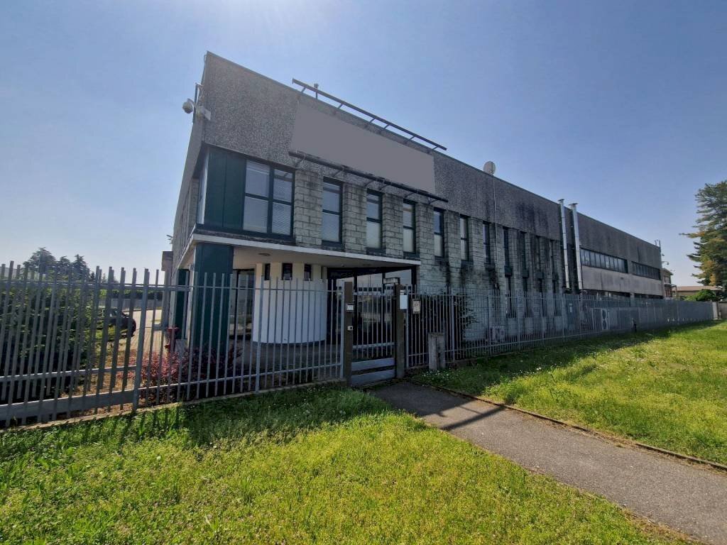 Facciata - Shed viale Lombardia, Parabiago - photo 1