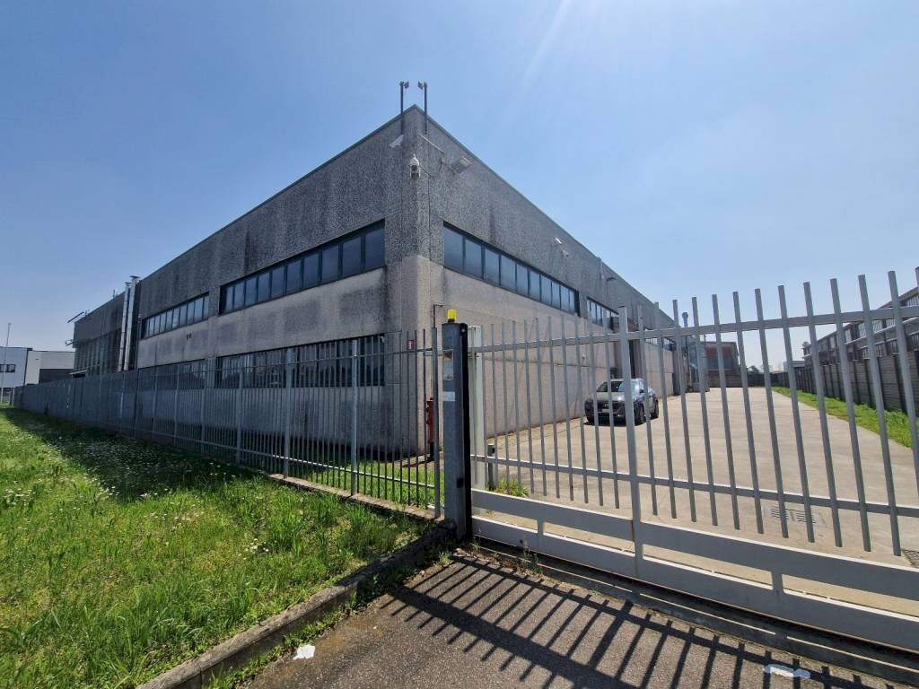 Facciata - Shed viale Lombardia, Parabiago - photo 3