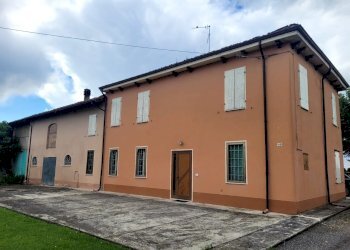 Villa Unifamiliare Besenzone - foto 6